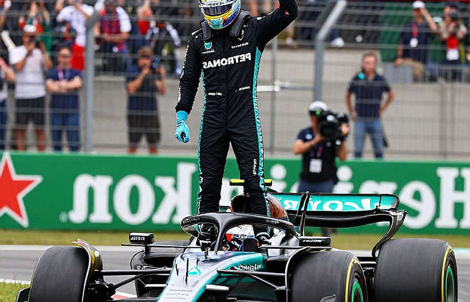 F1 की सूचना-अर्थव्यवस्था: सुर्खी मुफ़्त है, तथ्य की कीमत कोई नहीं चुकाता